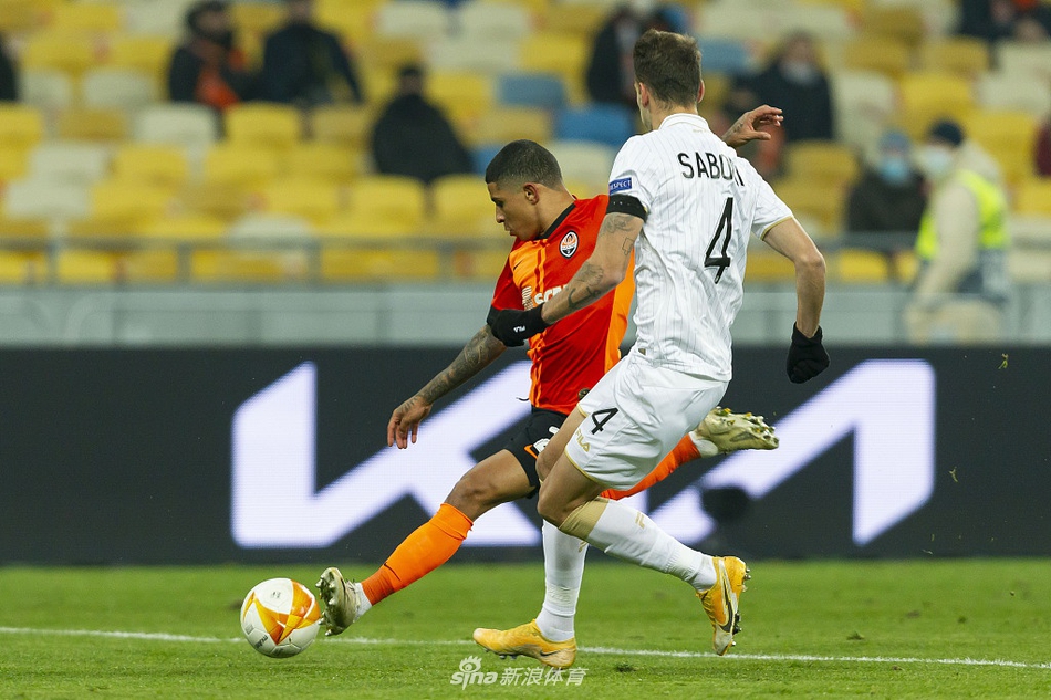 28圈首页关于赛地聚焦——欧冠今晚热度飙升，马卡比特拉维夫止住颓势，震撼外界，资深球员宣示担当的信息