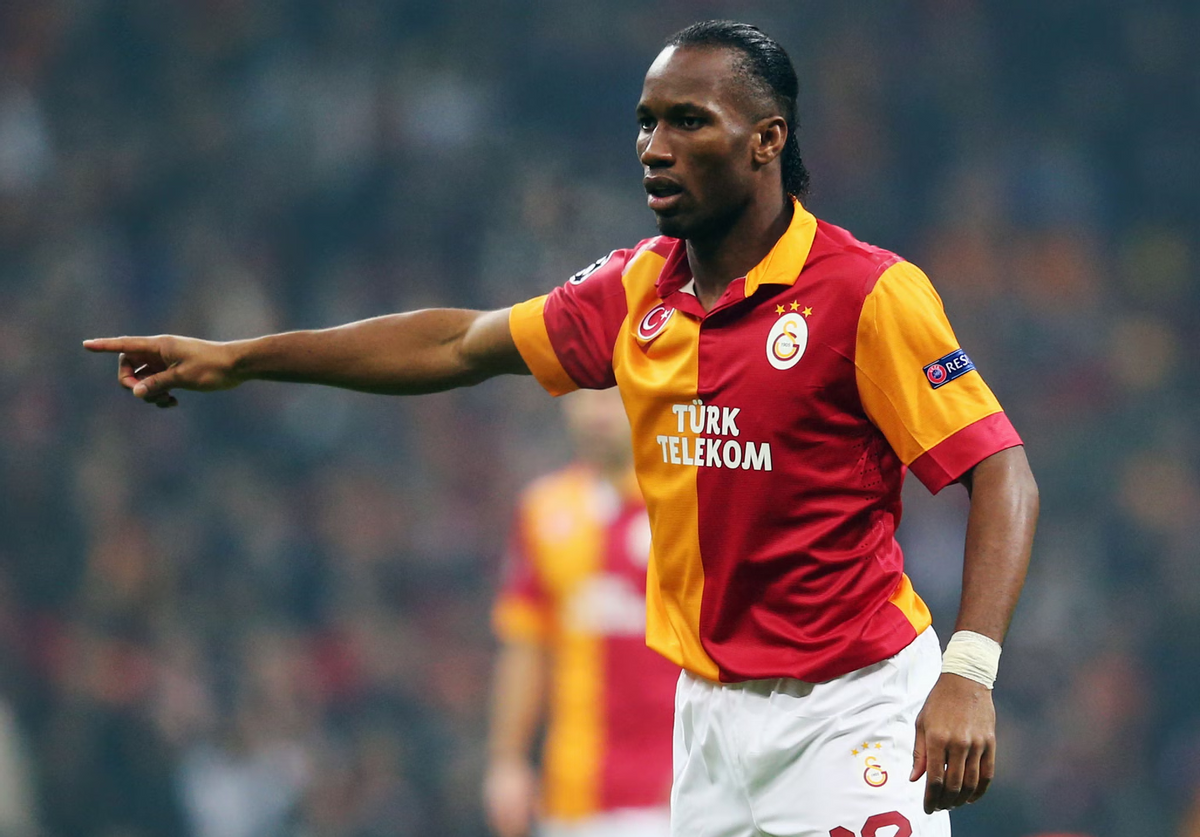 28圈德罗巴回归赛场，高光表现首场状态亮眼，老鹰观众沸腾！的简单介绍