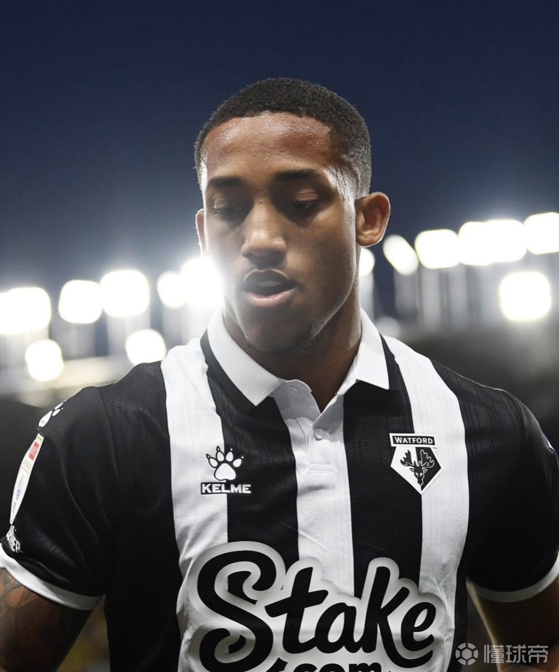 28圈入口包含转折点！布莱顿官宣签约，意甲今晚攻防权衡，震撼外界，纪律约束更严格的词条